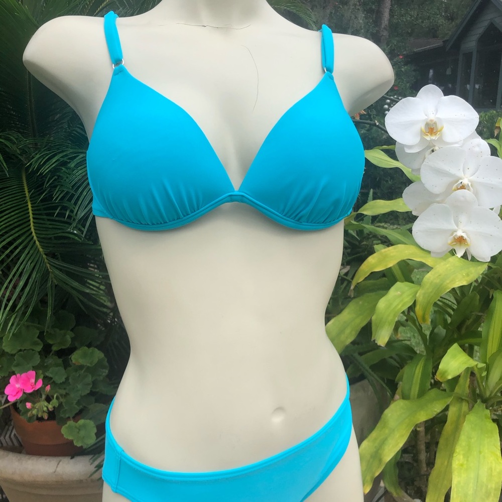 Women’s Molded Cup Bikini Top